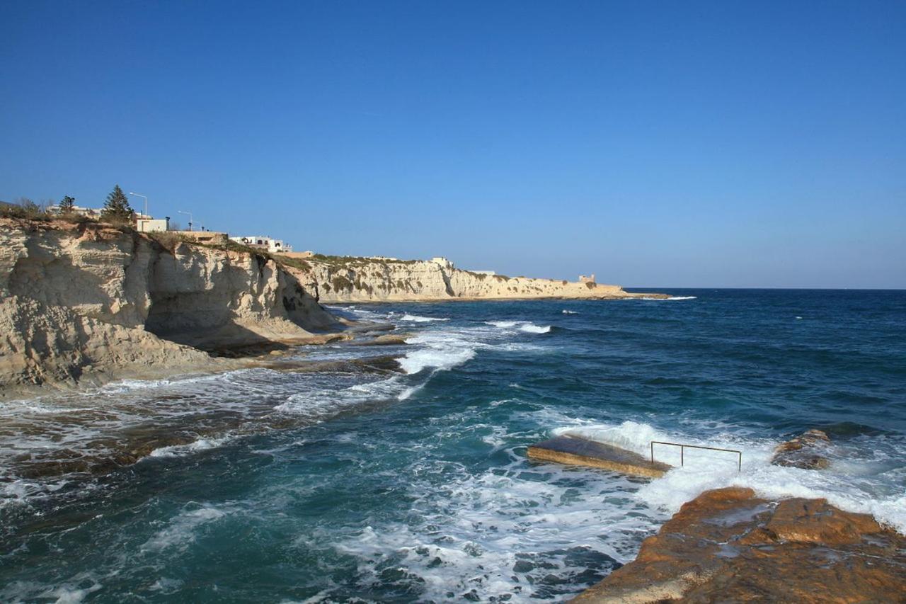 Trendy Seaside Escape 2 Bedroom Penthouse Marsaskala Exteriör bild