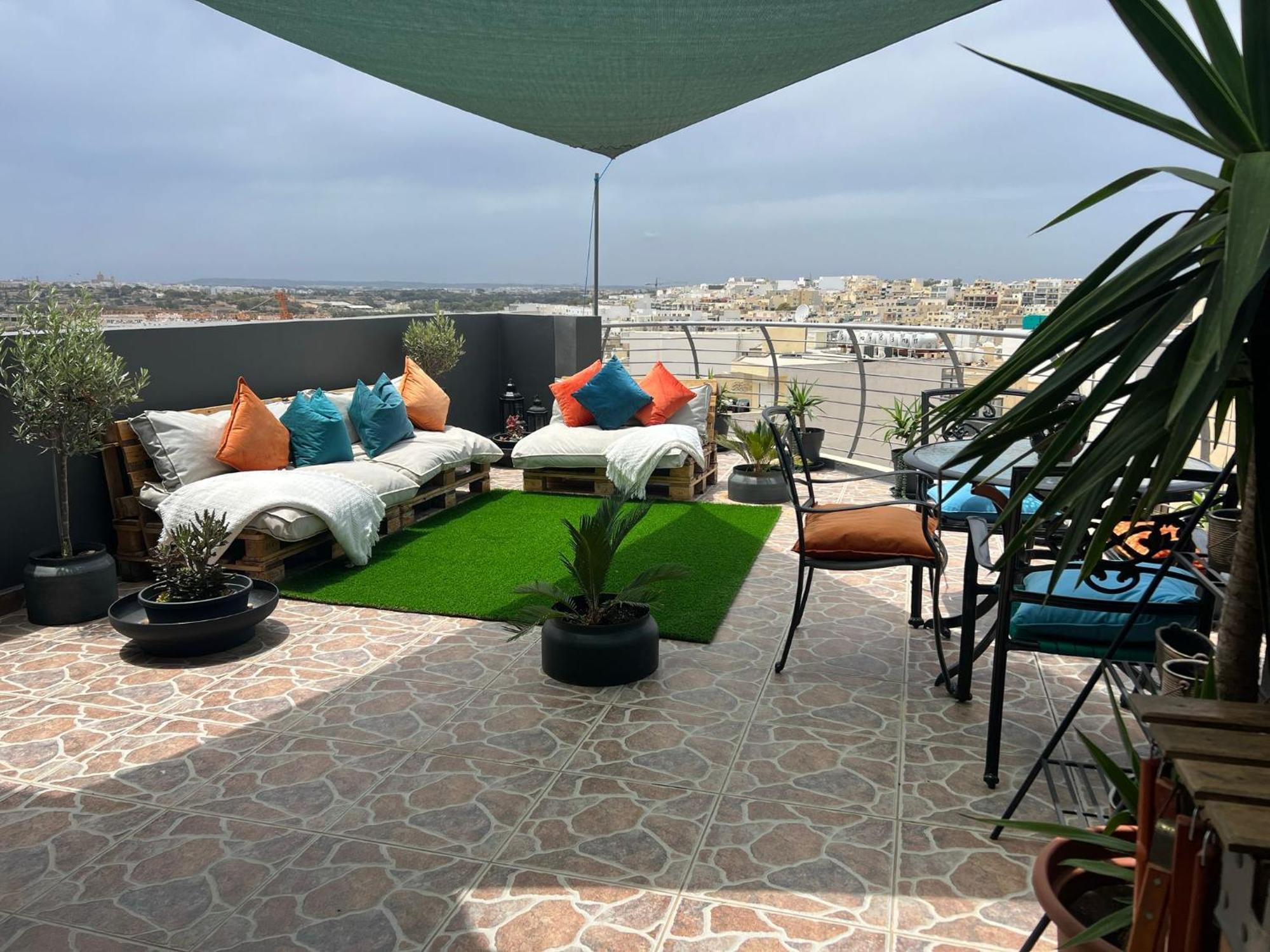 Trendy Seaside Escape 2 Bedroom Penthouse Marsaskala Exteriör bild