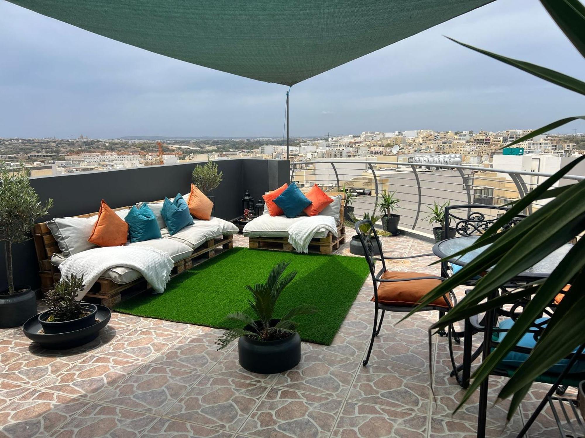 Trendy Seaside Escape 2 Bedroom Penthouse Marsaskala Exteriör bild